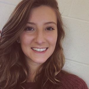 Meet your Posher, Abigail